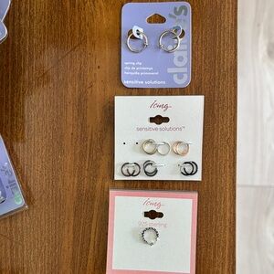 Claire's and Icing Earring Set